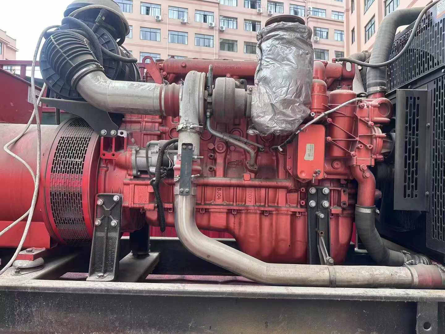 西双版纳如何选择适合 600kW 柴油发电机组的过载保护器？
